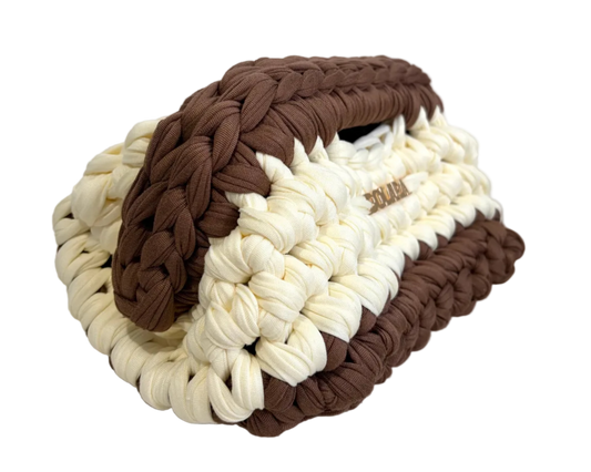 SOLARA CLUTCH - VANILLA WITH COCOA TRIM