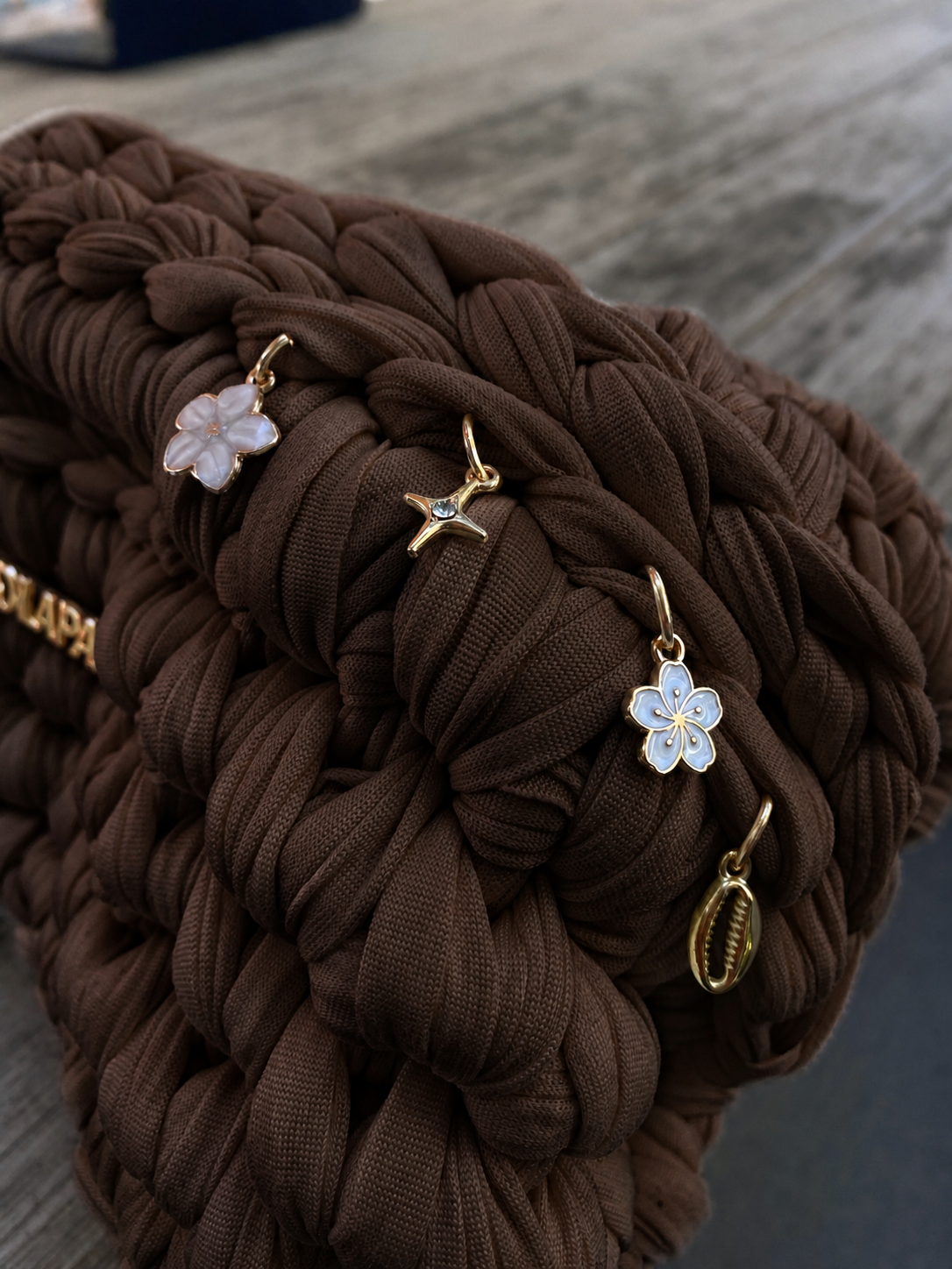 SOLARA CLUTCH  - COCOA