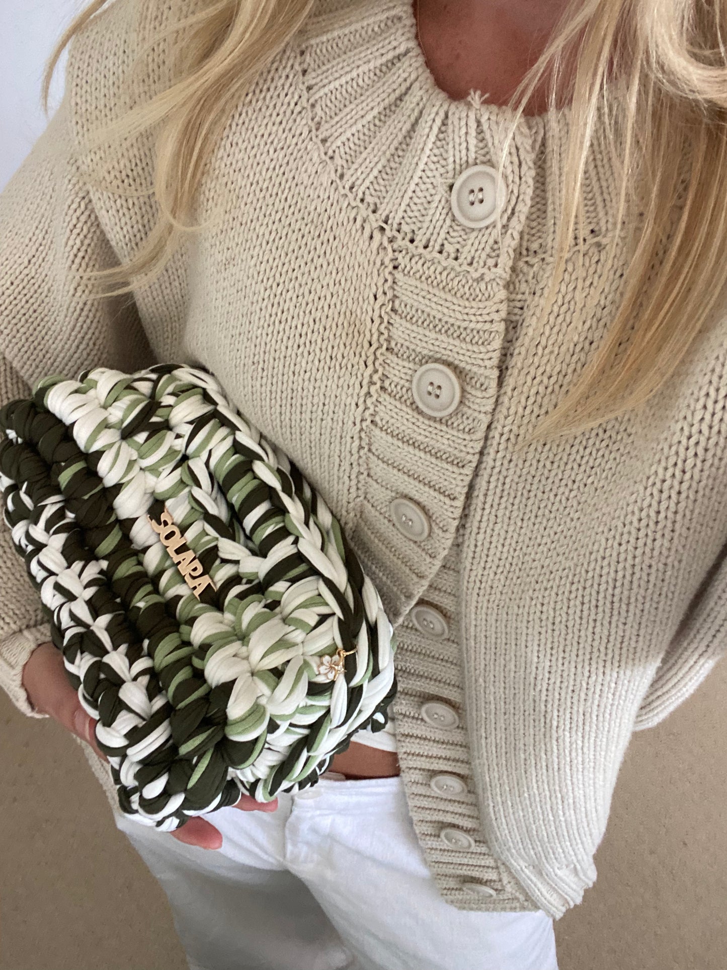 SOLARA CLUTCH - MATCHA