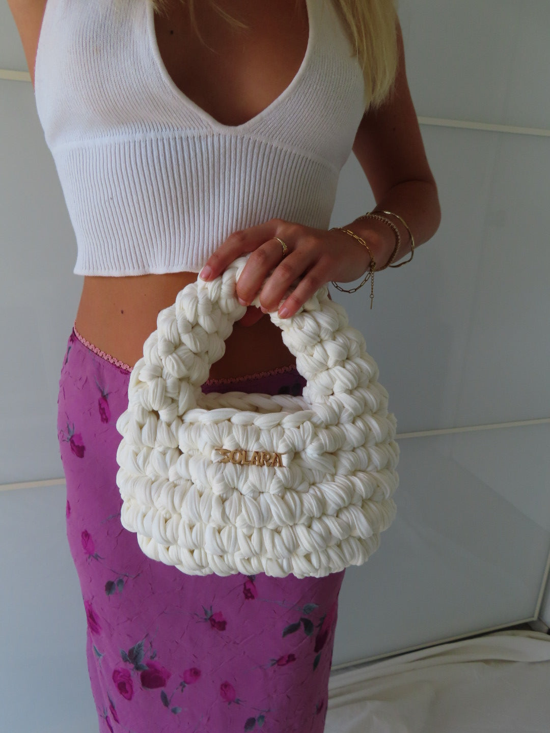 MILOS - WHITE